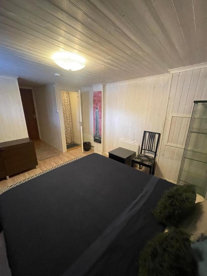 Privat bolig Private With Own Entrance Near Airport And Center!