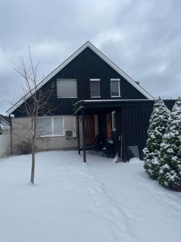 Private With Own Entrance Near Airport And Center! Accommodatie bij particulieren Stockholm